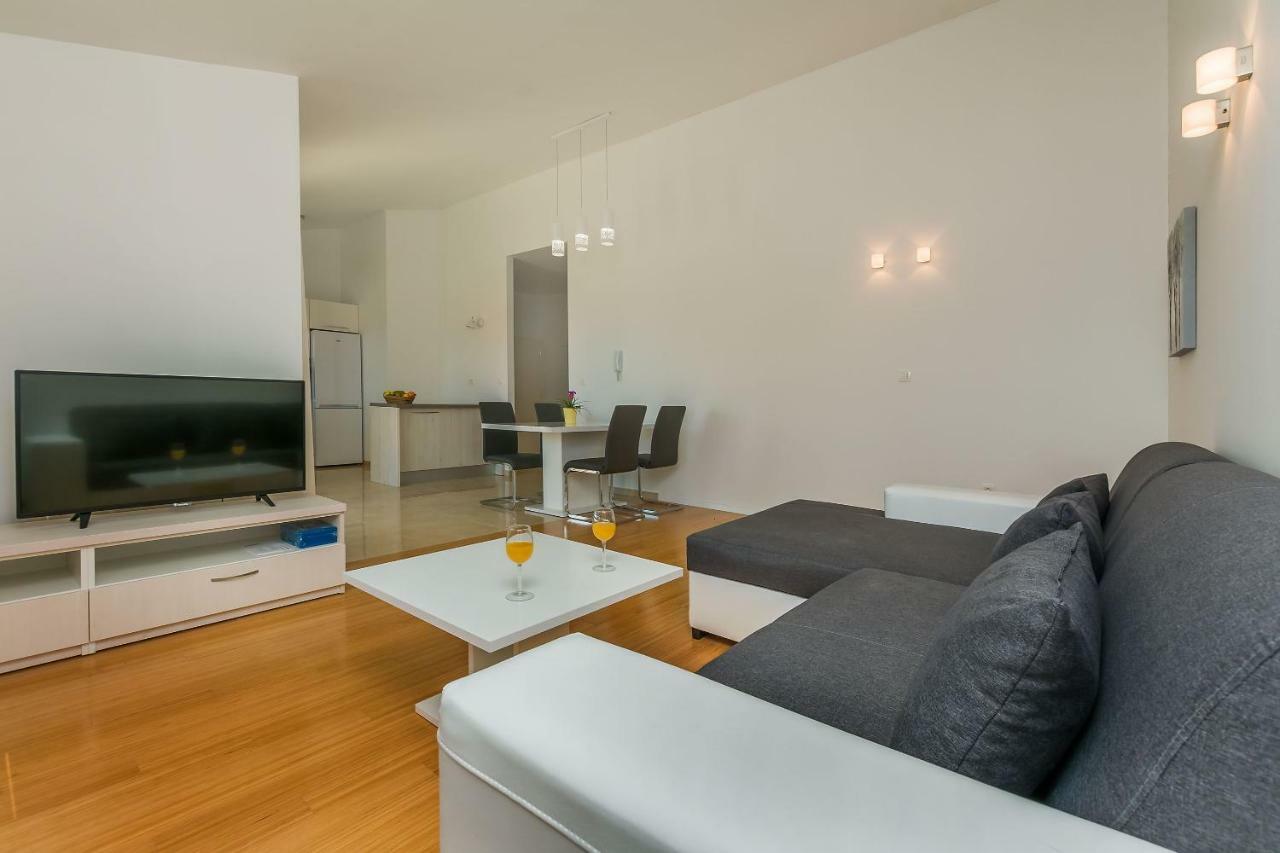 Apartman Aquamarine *