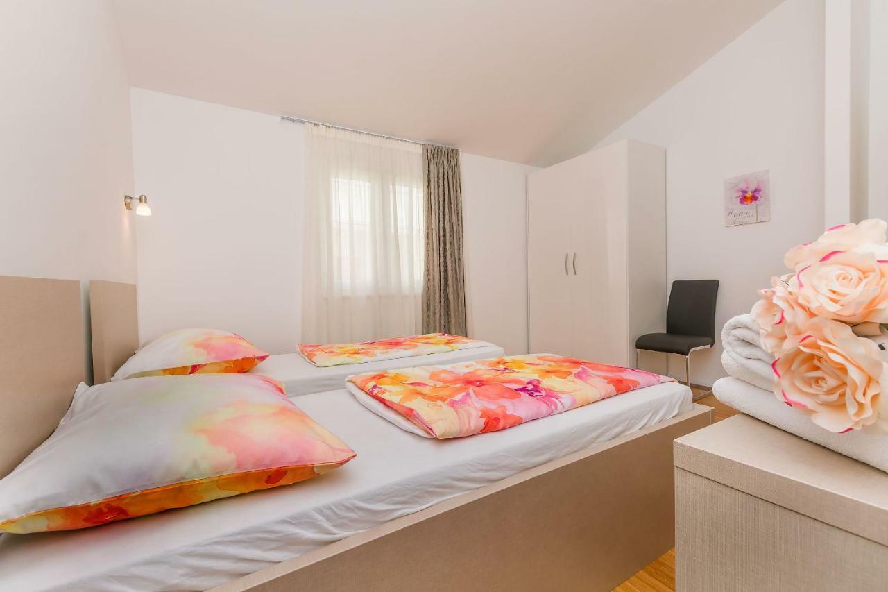 Aquamarine Apartman