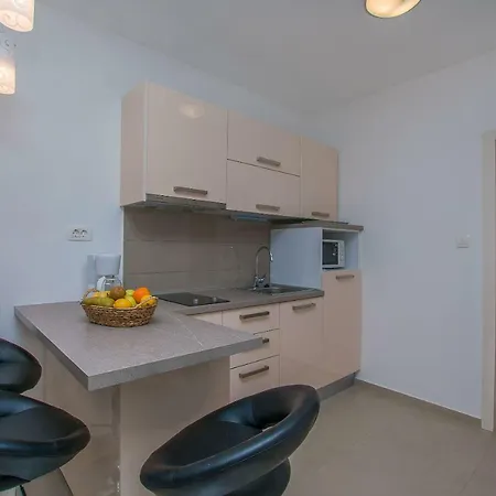 Apartments Villa Aquamarine Duće Kültér fotó
