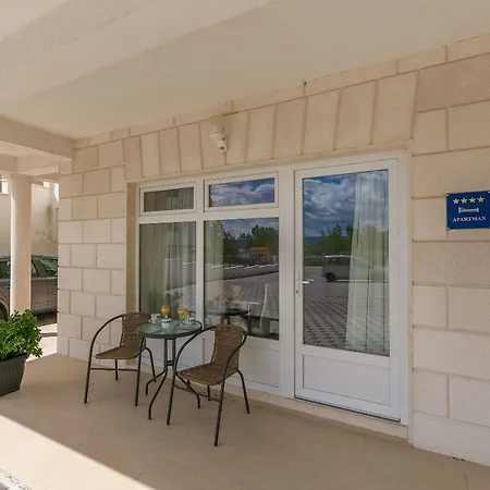 Apartments Villa Aquamarine Duće Kültér fotó
