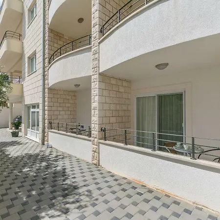 Apartments Villa Aquamarine Duće Kültér fotó