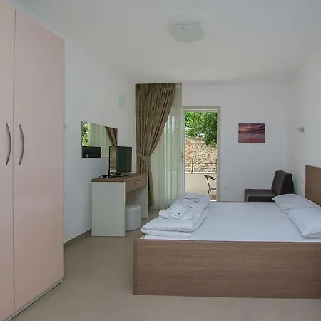 Apartments Villa Aquamarine Duće Kültér fotó