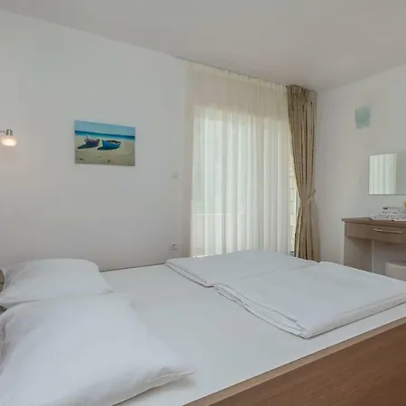 Apartments Villa Aquamarine Duće Kültér fotó