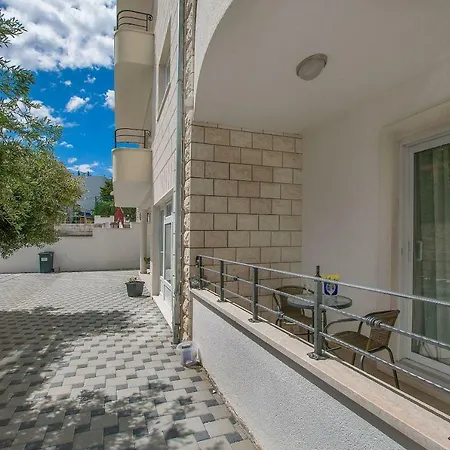 Apartments Villa Aquamarine Duće Kültér fotó