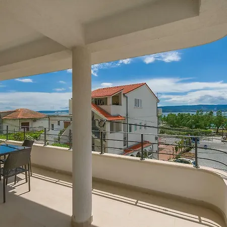Apartments Villa Aquamarine Duće Kültér fotó