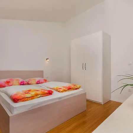 Apartments Villa Aquamarine Duće Kültér fotó