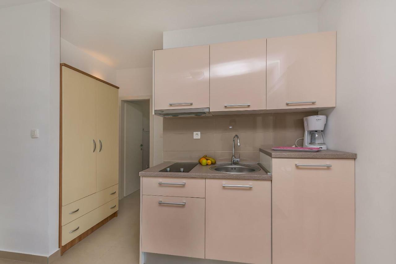 Aquamarine Apartment